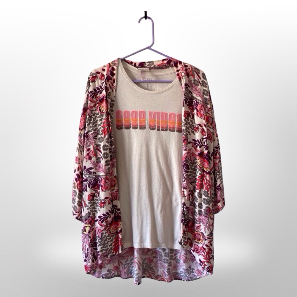 GAP White Tee with Pink Floral Kimono Overlay